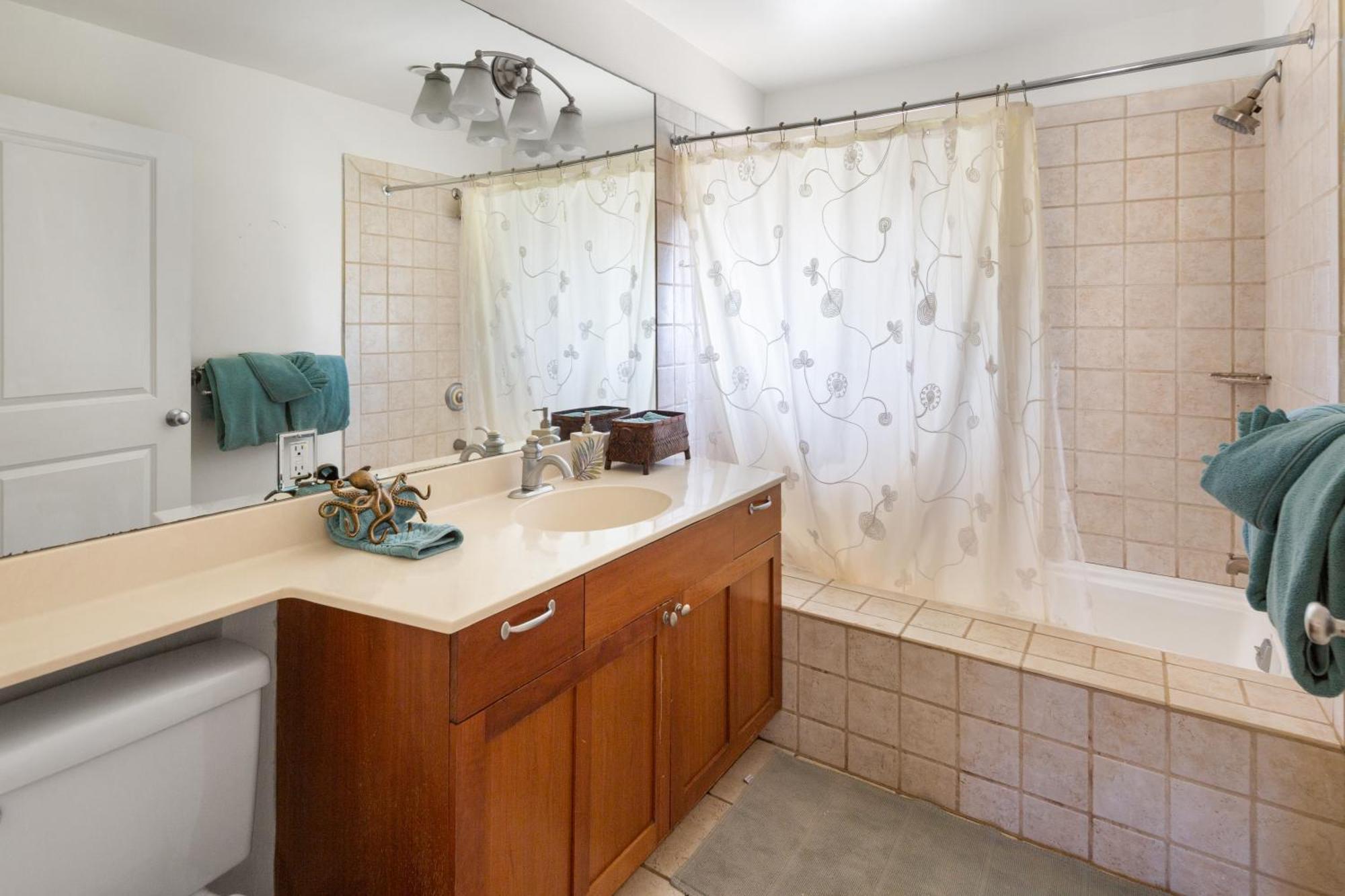 Bamboo Suite, 1 Bedroom, Sleeps 4, Pool & Bbq, Pre-Renovation Summer Sale Kīhei Exterior foto